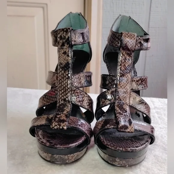 Nine West Snake Skin Pumps - Picture 3 of 12